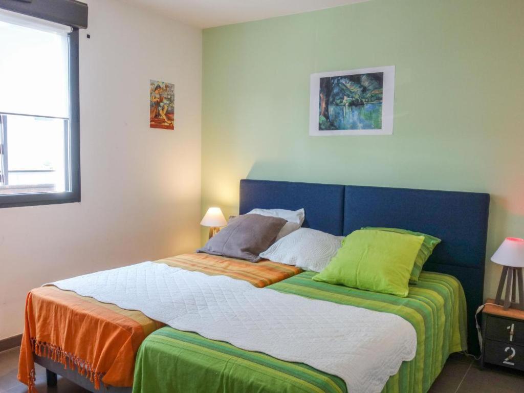 Vert Paradis - Vue Apaisante Sur Golf, Pins Parasols, 2E Etage - 80 M2 Dont Terrasse Avec Pergola, 2 Chambres, 3Et Iles, 3 Clim, Wifi - Piscine, Parking Et Park A Velos, Ascenseur - En Option Linge, Menage - Pistes Cyclables, Mer A Proximite 생시프리앙 외부 사진