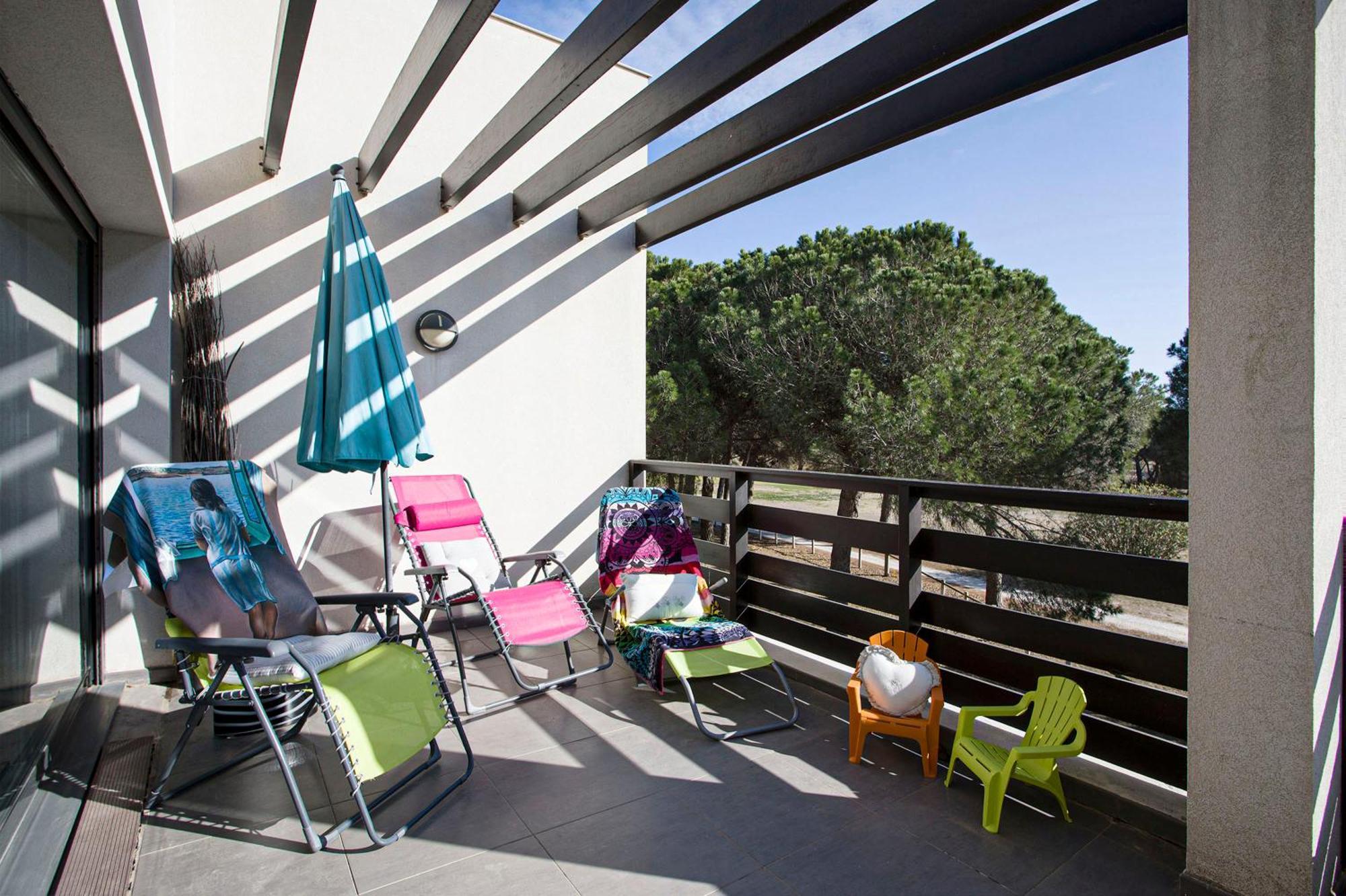 Vert Paradis - Vue Apaisante Sur Golf, Pins Parasols, 2E Etage - 80 M2 Dont Terrasse Avec Pergola, 2 Chambres, 3Et Iles, 3 Clim, Wifi - Piscine, Parking Et Park A Velos, Ascenseur - En Option Linge, Menage - Pistes Cyclables, Mer A Proximite 생시프리앙 외부 사진